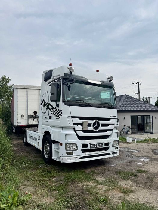 Mercedes MP3  1846