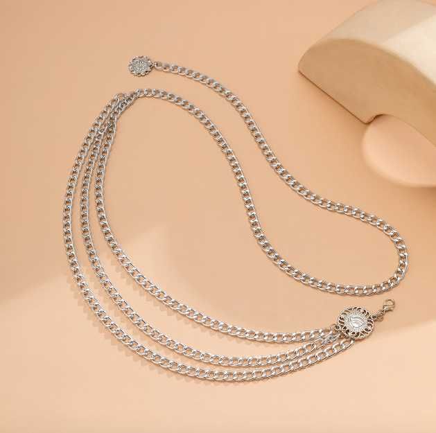 Elegancki Łańcuszek do Sukienki Srebrny Idealny dla Kobiety na Prezent