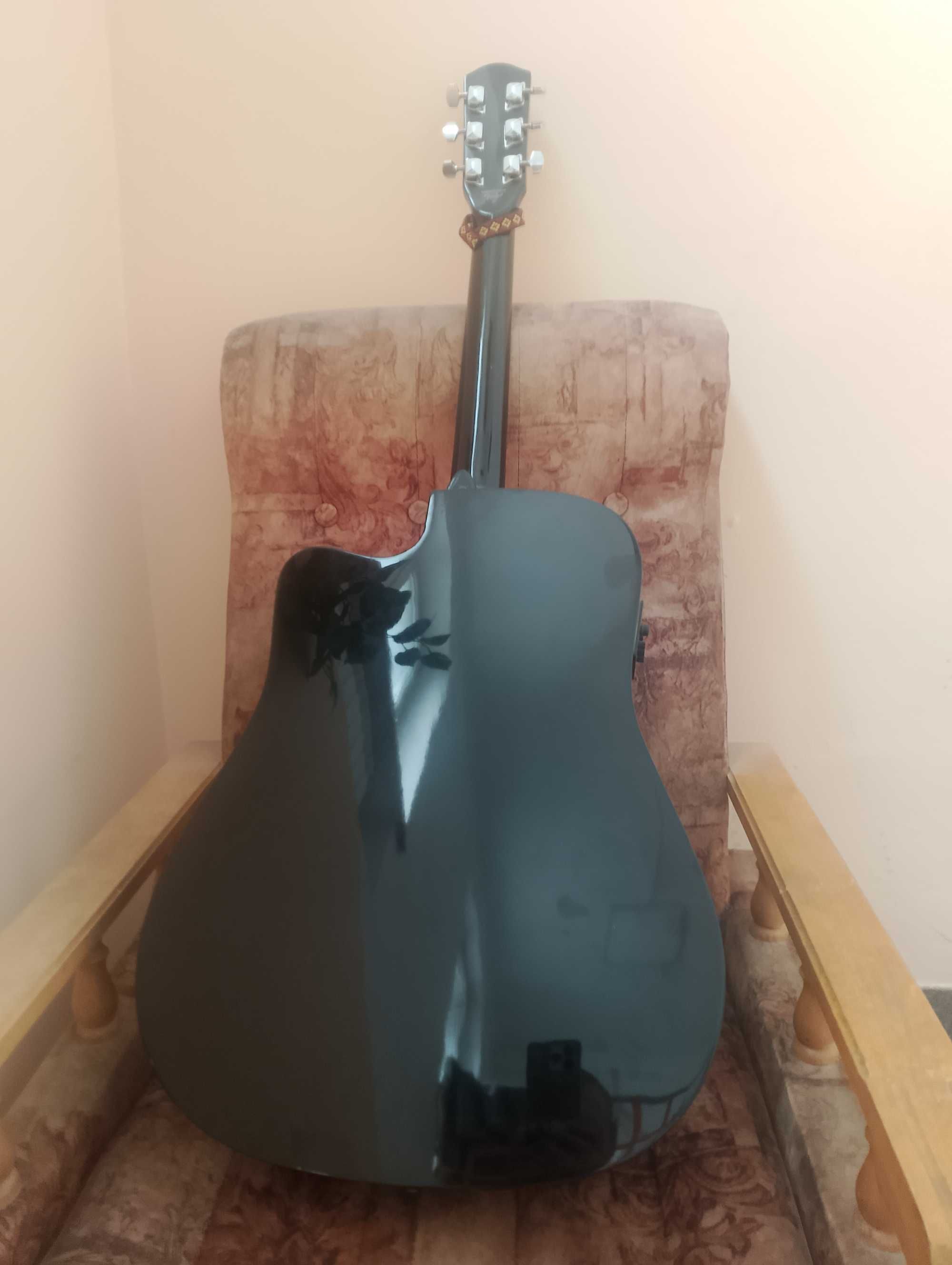 Gitara elektroakustyczna Squier by Fender