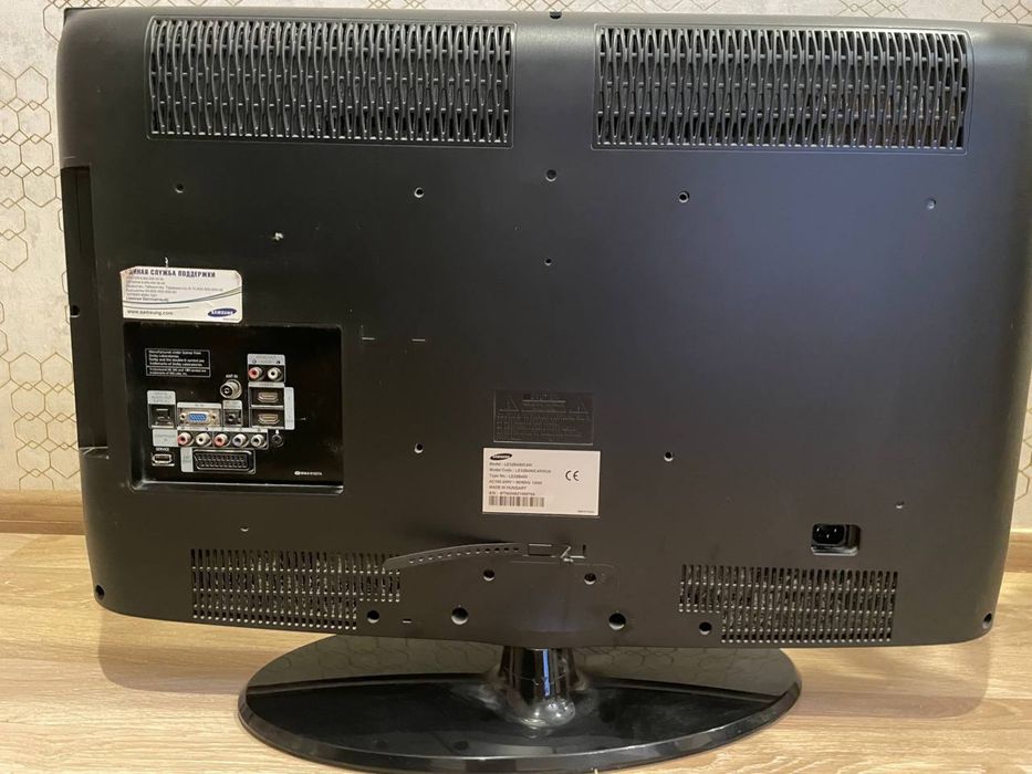 Телевізор Samsung діагональ 32 LE32B450C4WXUA