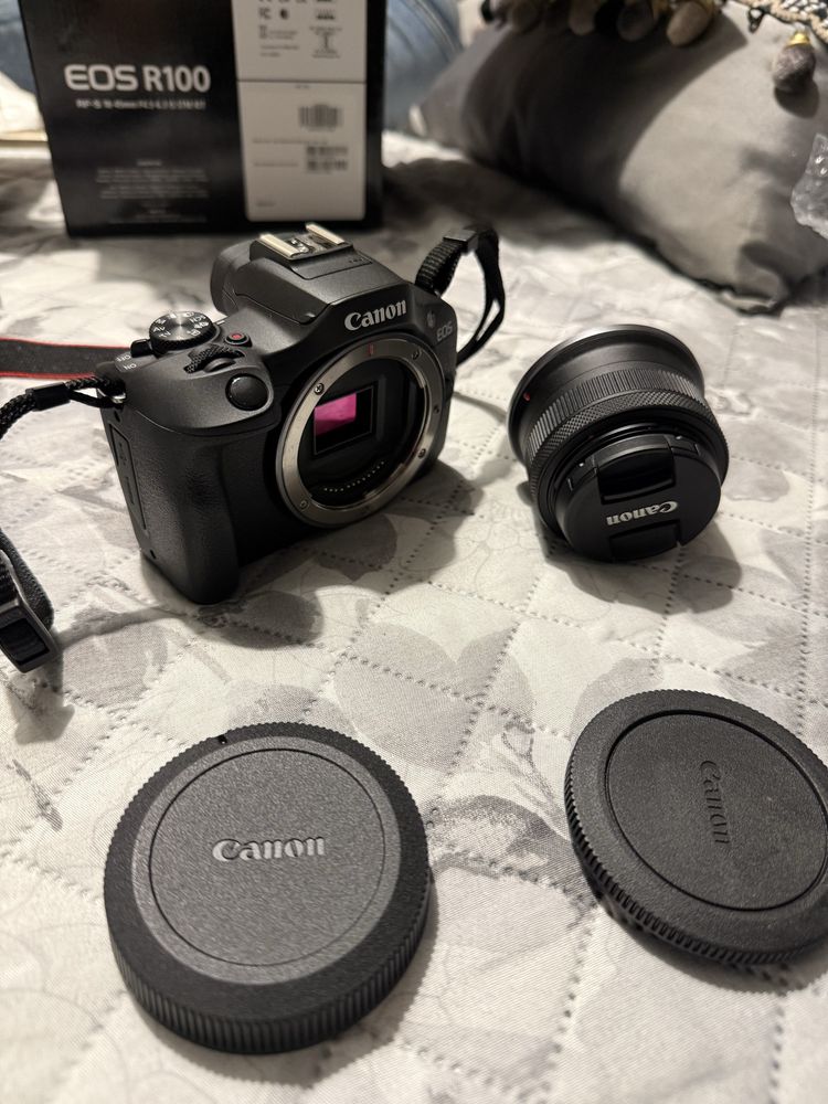Camara Canon EOS R100