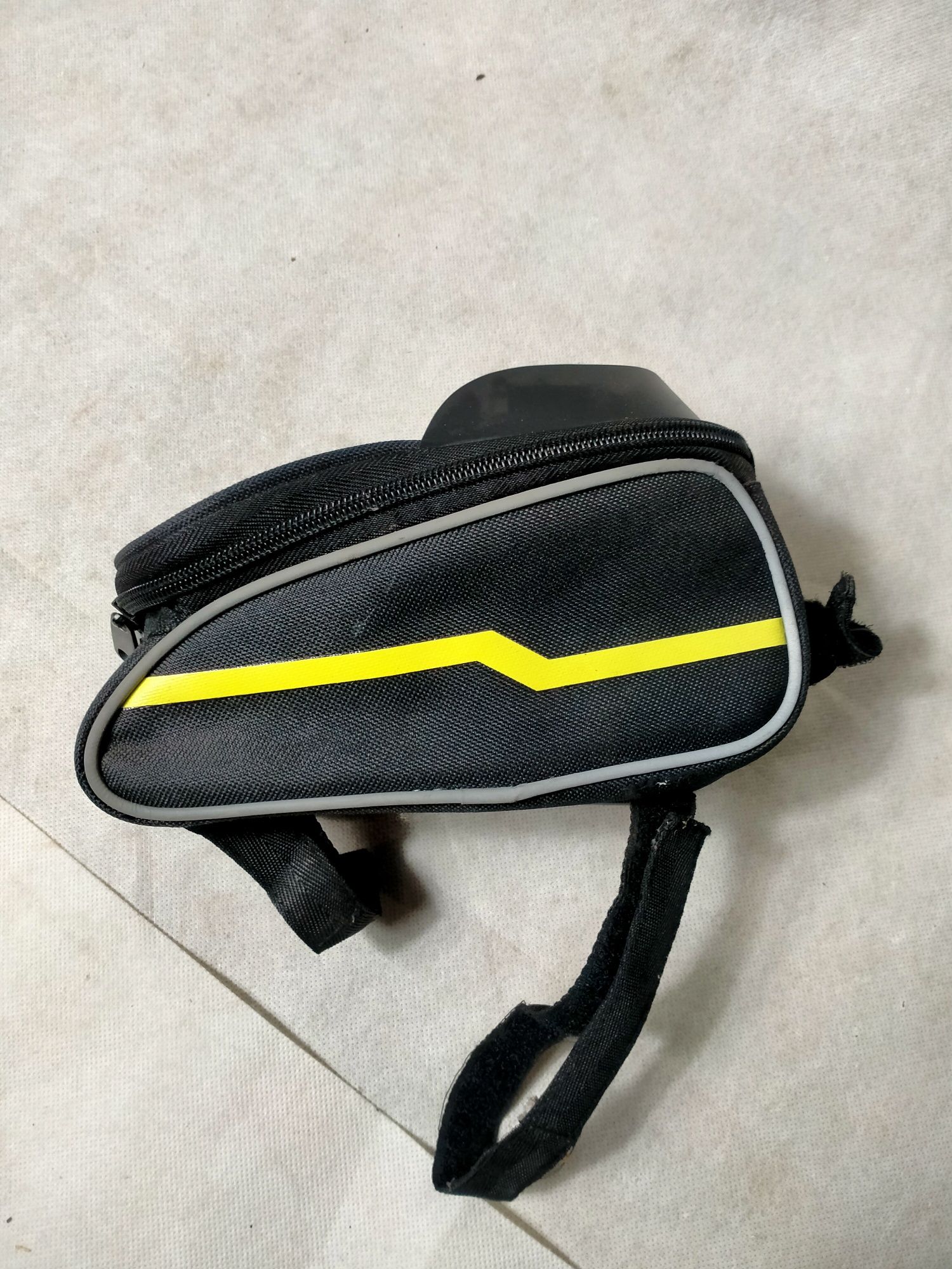 Etui futerał na rower do telefonu
