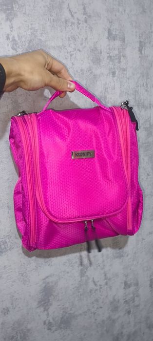 Necessaire KRONIFY - Ideal para Viagens / Sem Espelho