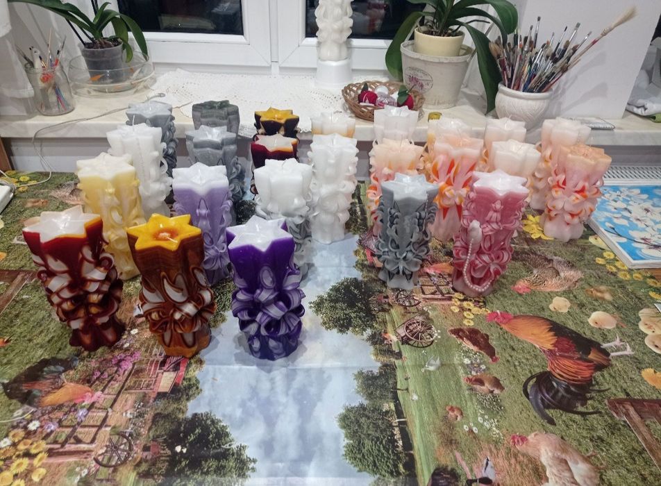 Wytapialnik parafiny. Urządzenie slużące wykonywaniu kolorowych świec.