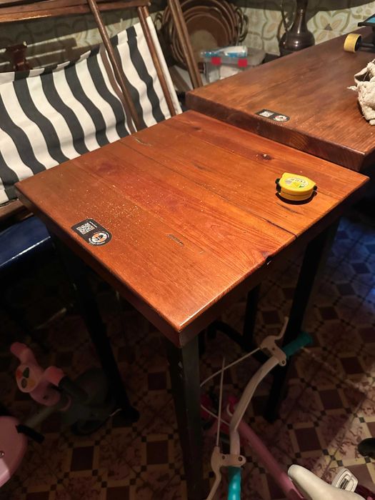 Mesa de madeira de Bar