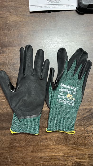 Hobby rekawice maxiflex cut 42-8743