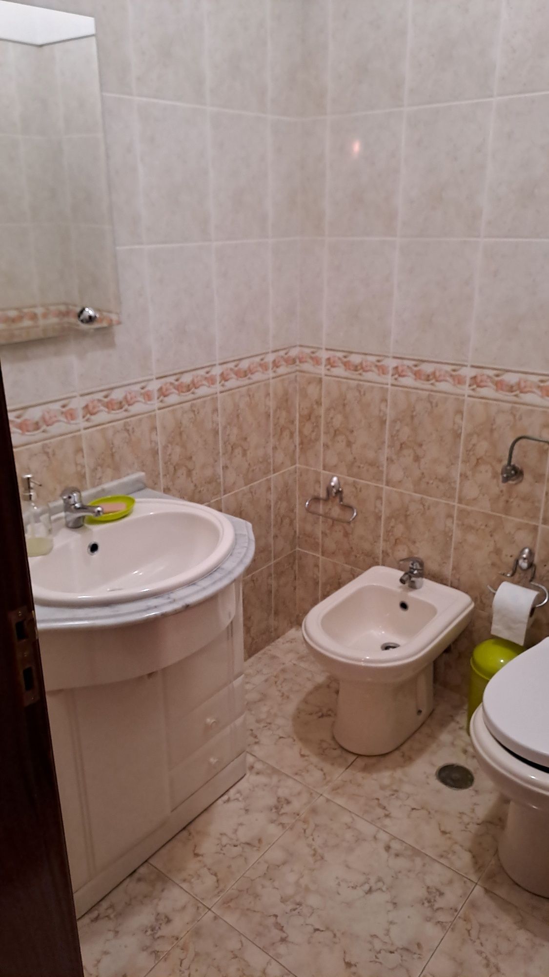 Tenho QUARTO/Alugar
