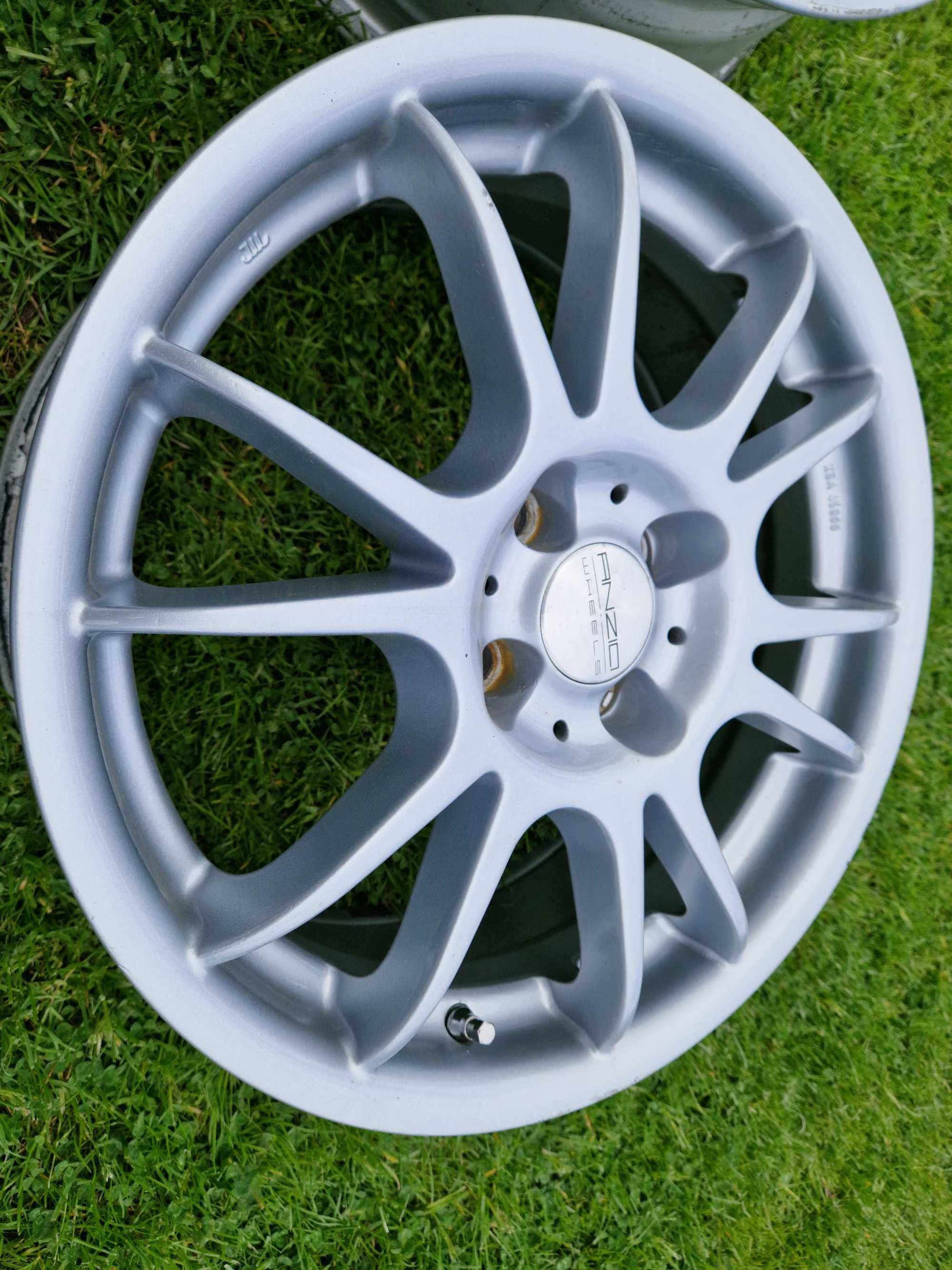 Felgi Anzio 17 cali 4x100 Srebrne Opel