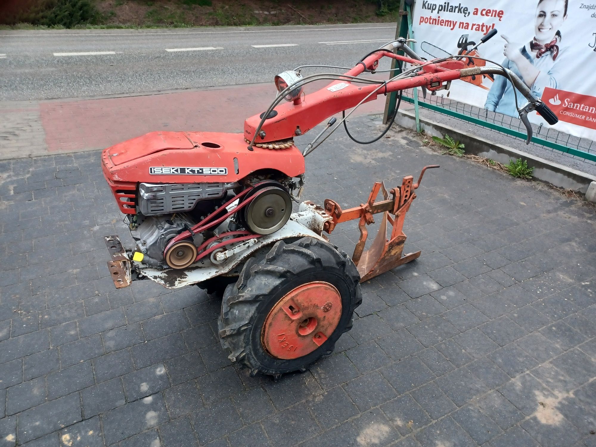 Traktorek jednoosiowy dzik iseki