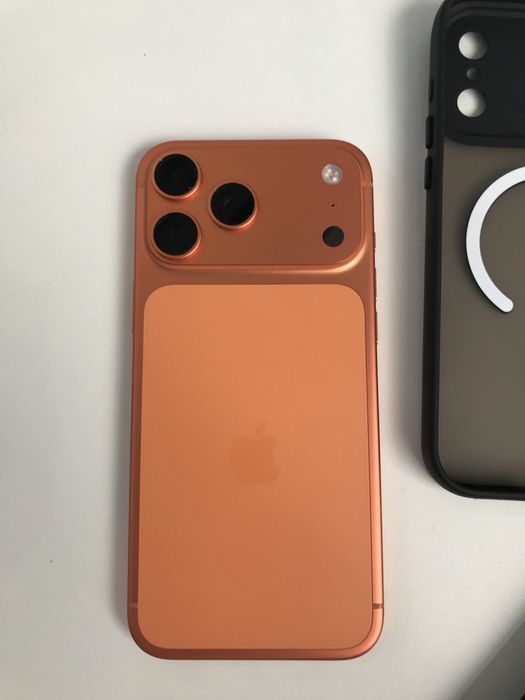 Iphone 17 Pro Max 1TB Laranja cósmico