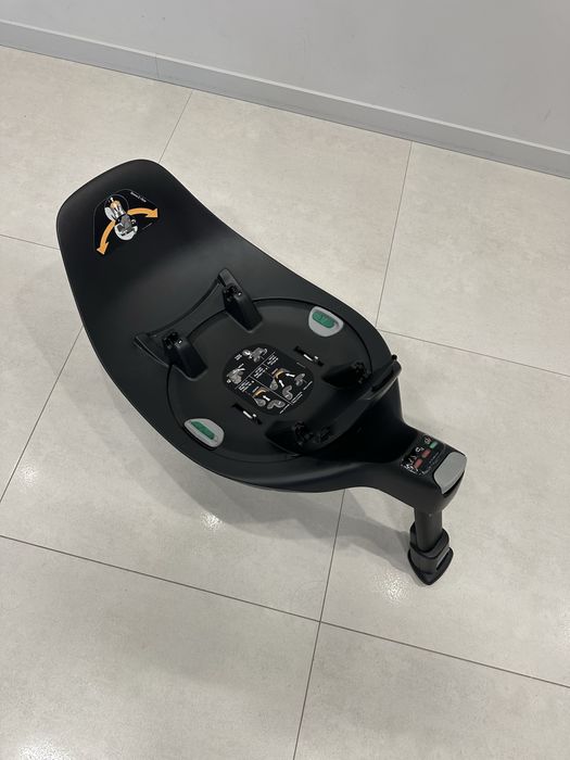 Автокрісло Cybex cloud Z i size plus deep black і база izofix Z