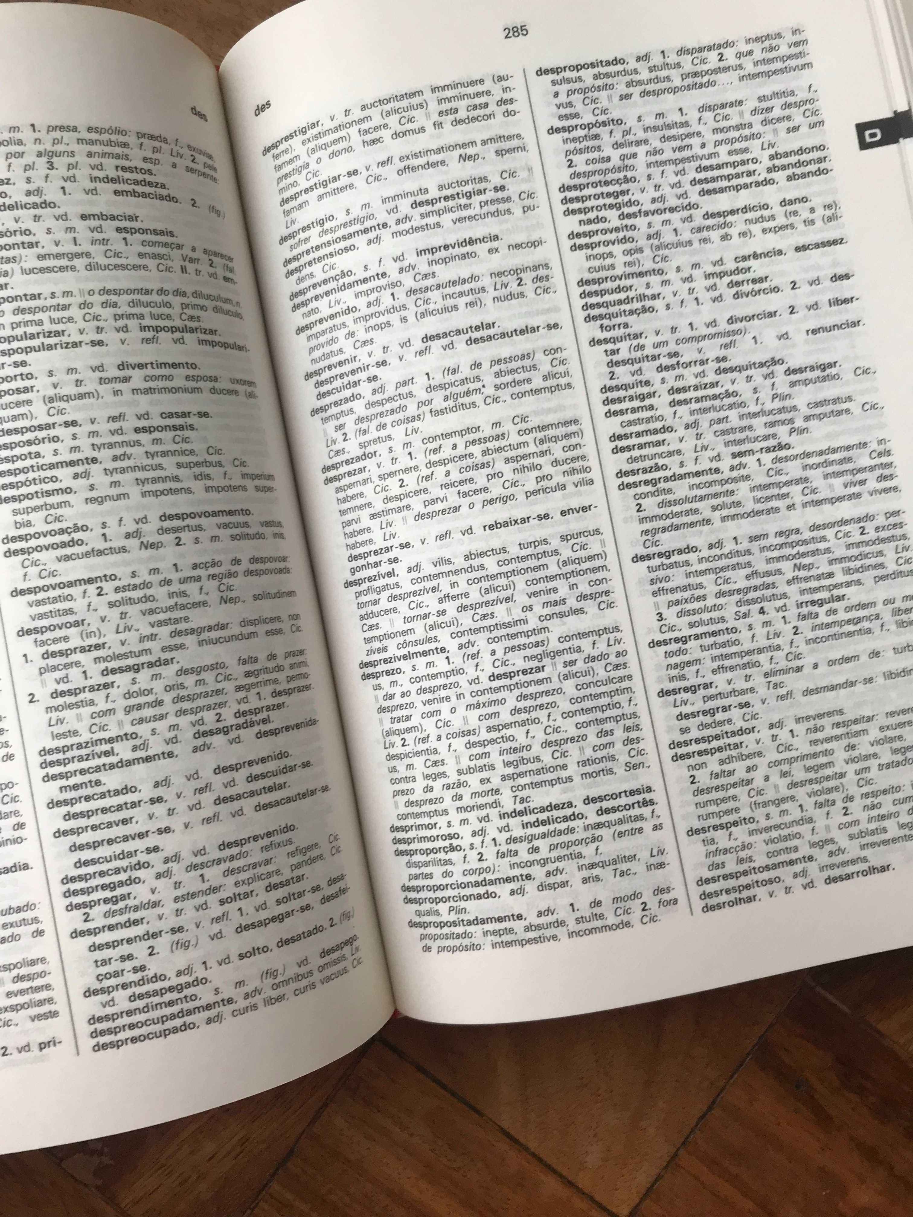Dicionários de Latim - Porto Editora