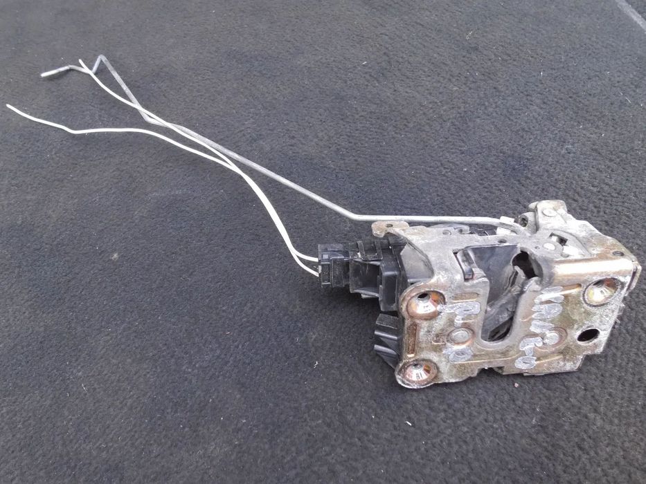 RENAULT KANGOO I ZAMEK DRZWI PRAWYCH PRAWY PRZÓD POSIADAM 2SZT