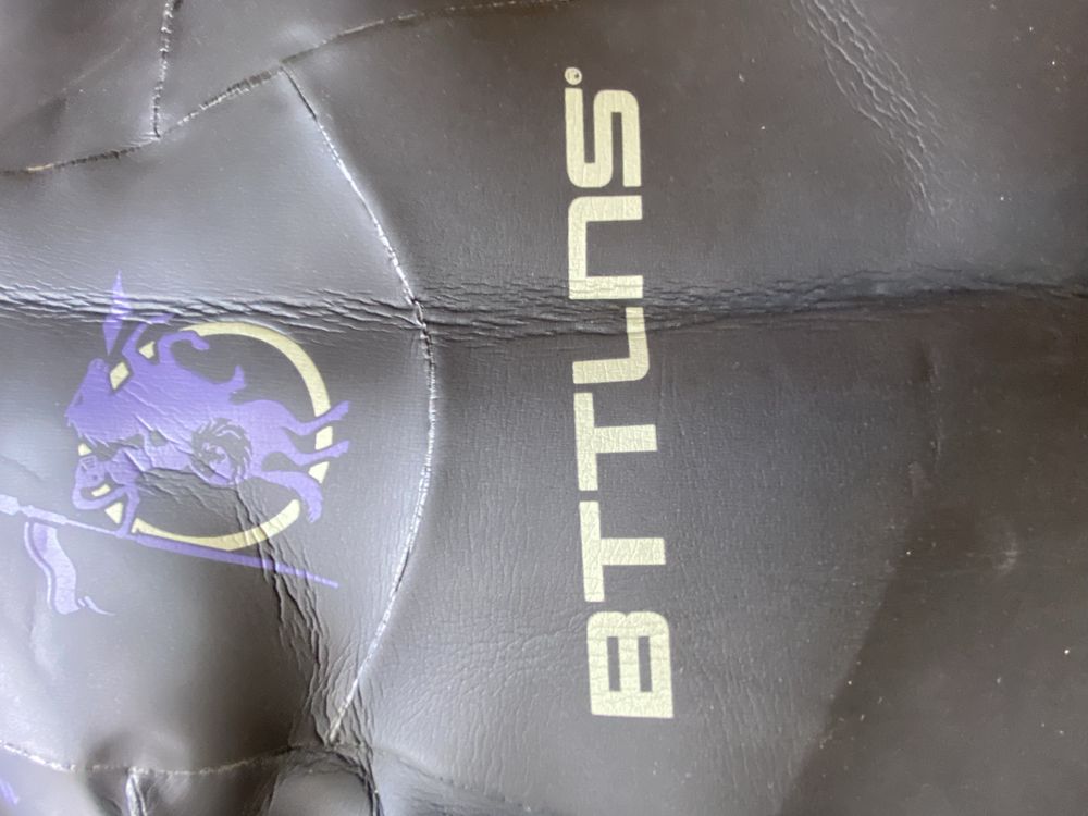 Fato neoprene Bttlns