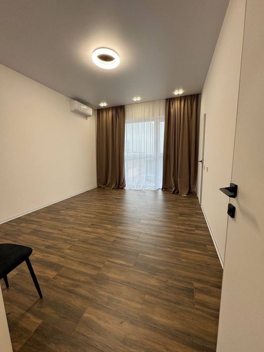 Оренда 3х. кімн. квартири жк Рибінський (Comfort City)