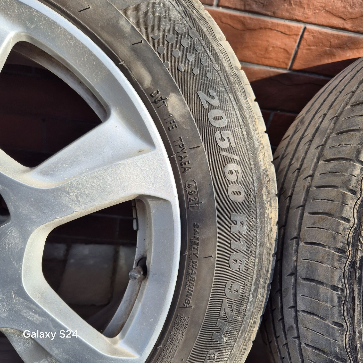 Felgi 16 Audi A4 5x112 Kumho Ecowing