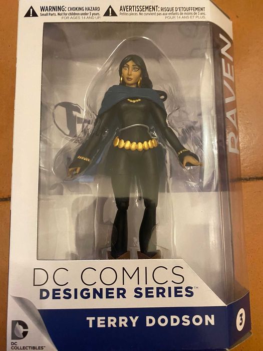 Várias figuras DC designer figures