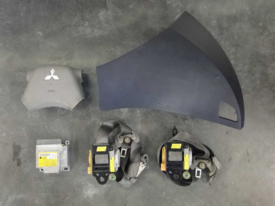 Подушки безпеки торпеда Airbag Mitsubishi Grandis 04-11p. Європа