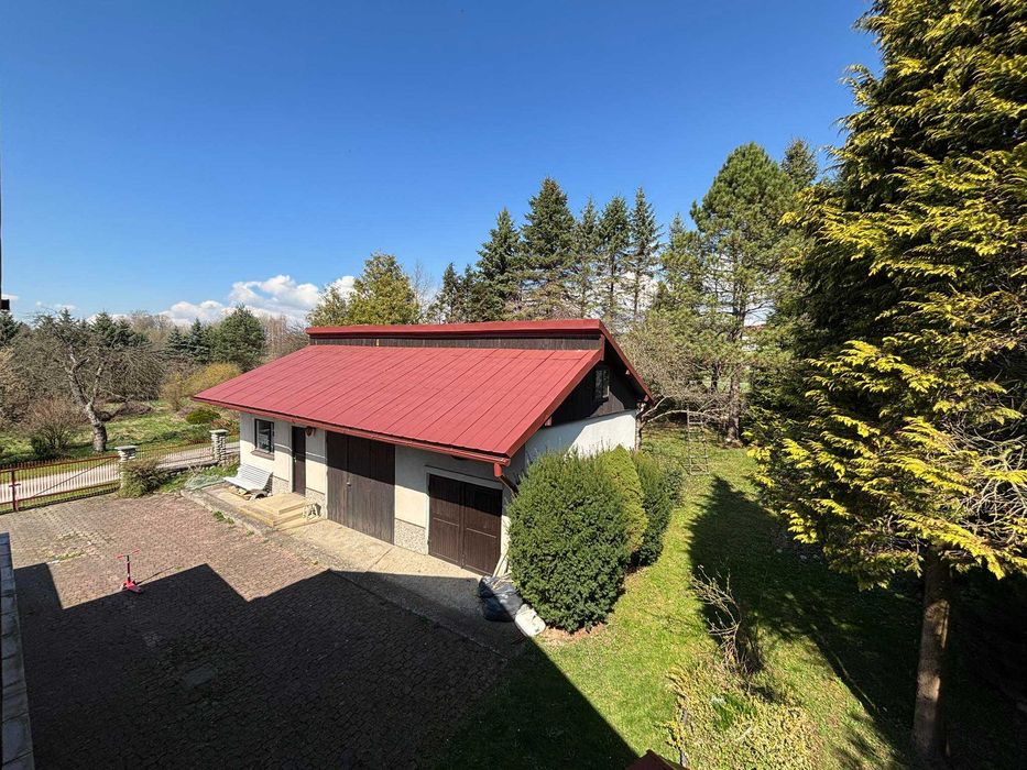 Dom na sprzedaż w Pisarowcach 160 m2 + budynek gosp.