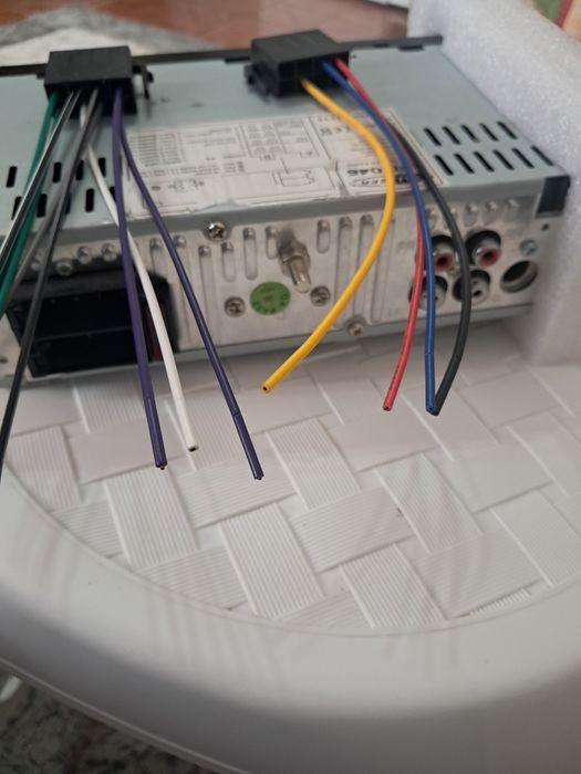 Rádio para carro em bom estado