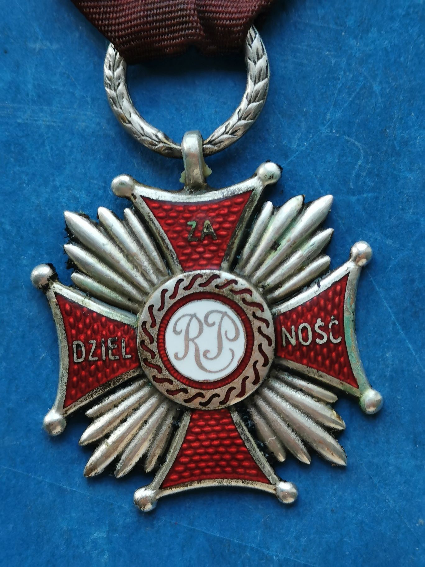 Krzyż Zasługi za Dzielność