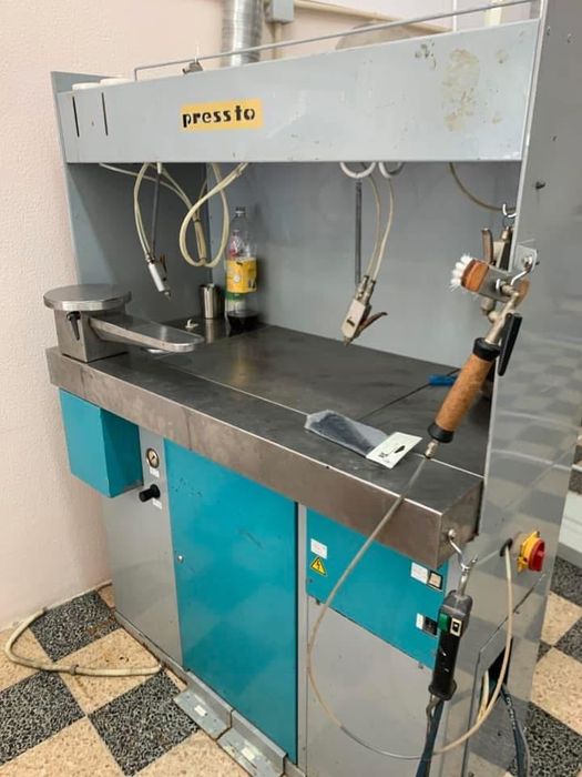 COMEL Máquina Tira Nodoas com Compressor e Dosagem de Produtos