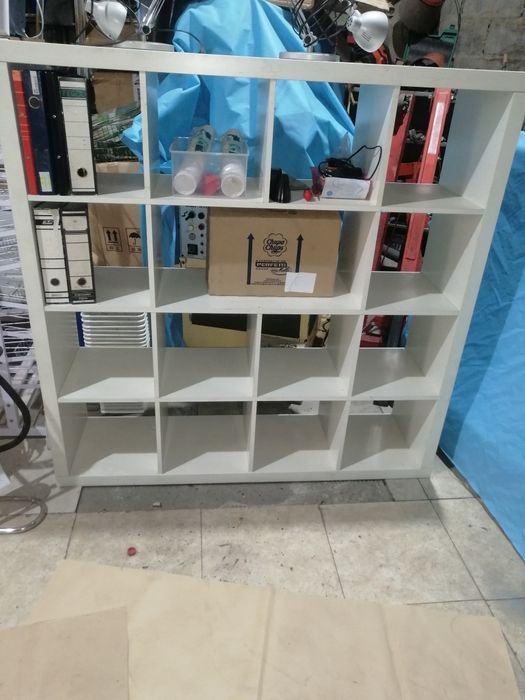 Móvel de estantes de escritório