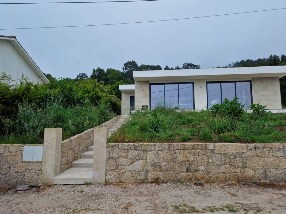 Limpeza de terrenos e jardinagens