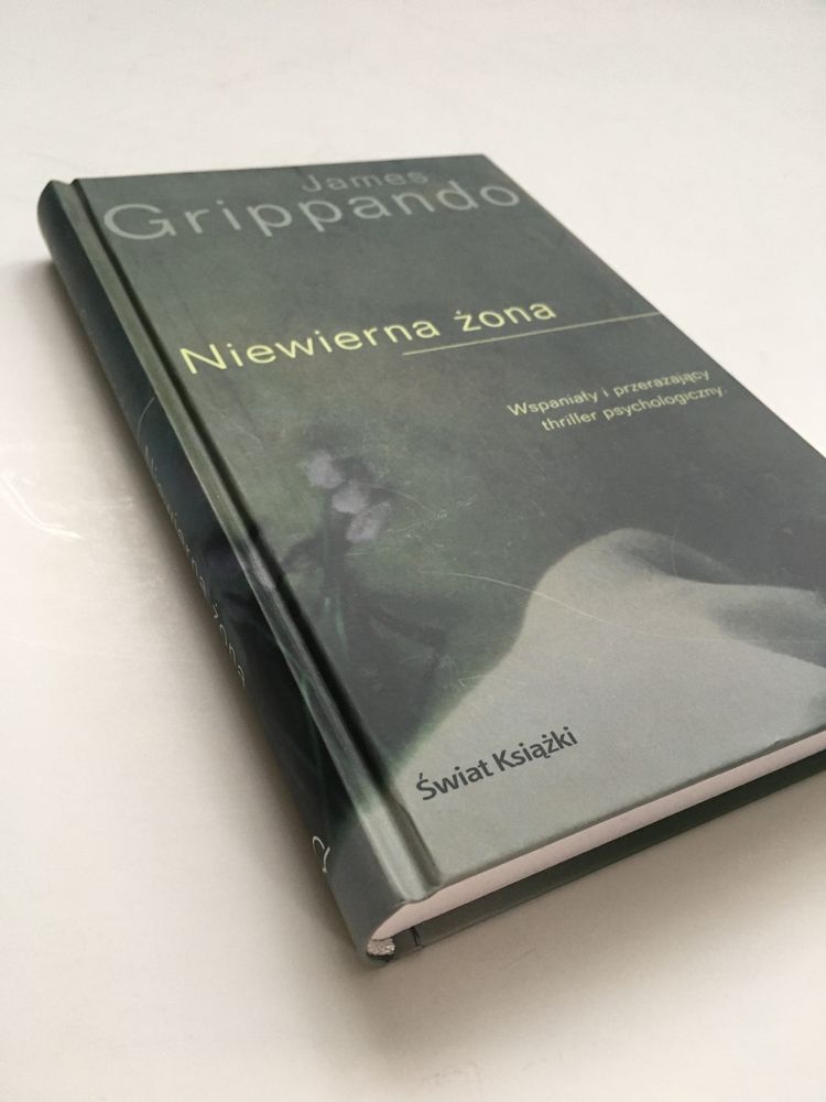 Książka: Niewierna Żona - James Grippando