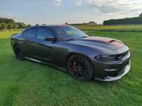 Dodge charger 6.4 SRT