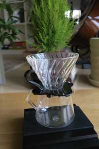 Скляна воронка Hario V60 03