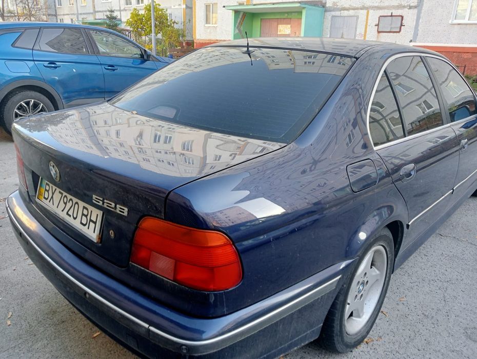 Продам свою БМВ 528і