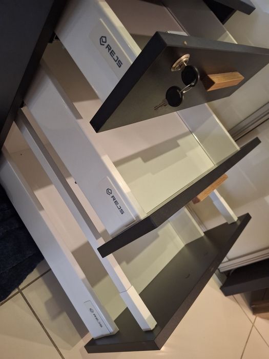 Szafka na dokumenty na klucz kontenerek pod biurko