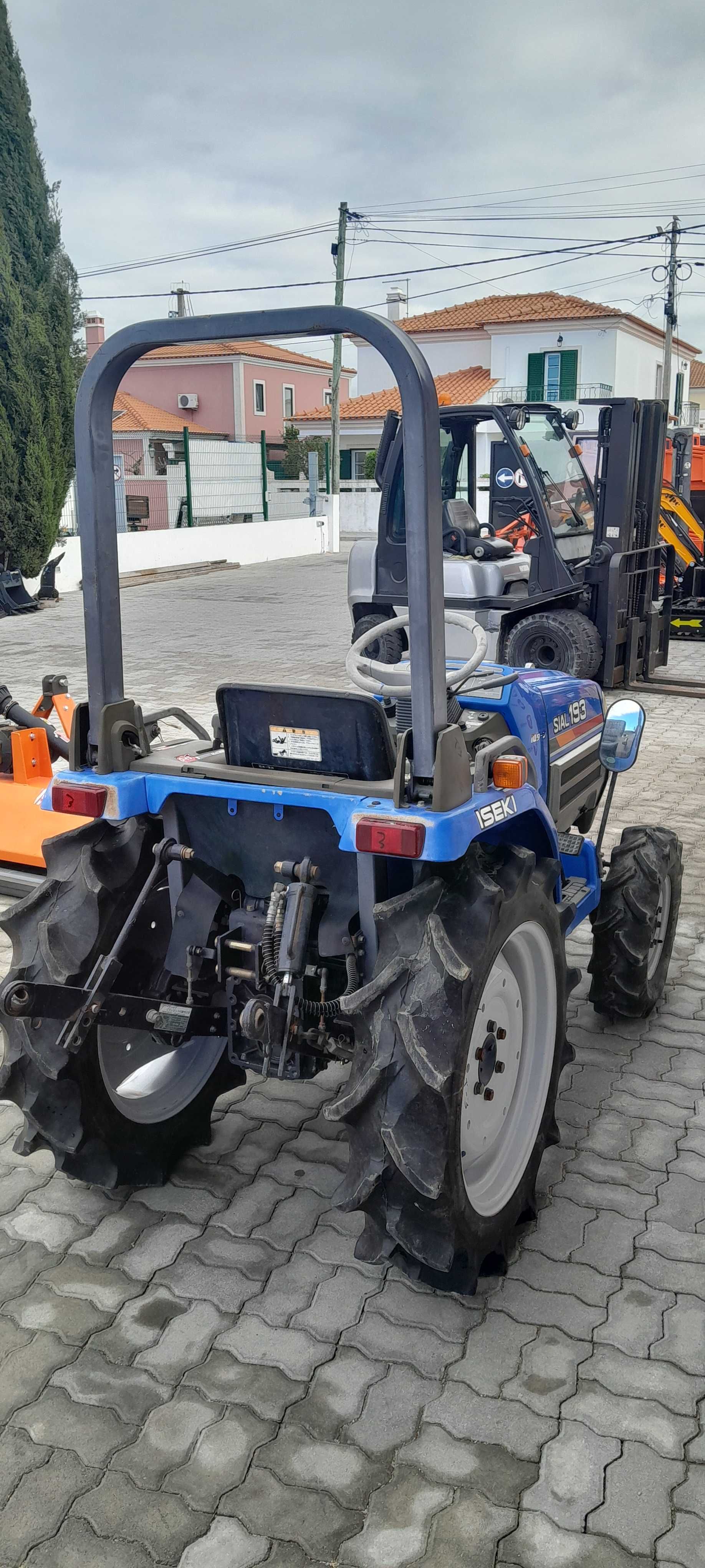 ISEKI TF193, 4x4 com aro de proteção rebatível