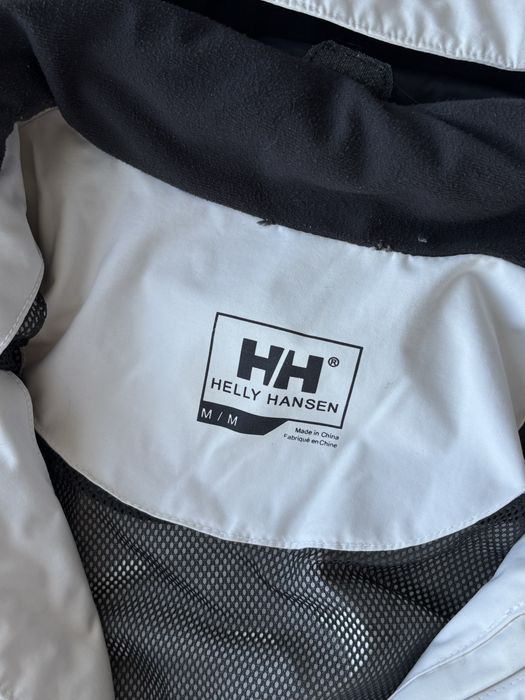 Куртка вітровка Helly Hansen Tech M білого кольору жіноча