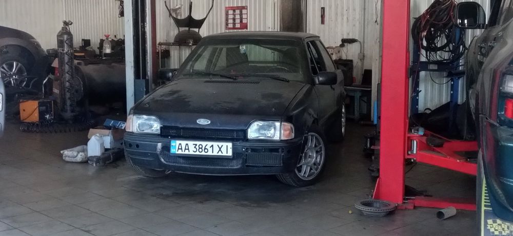 Ford escort rs 220 лс