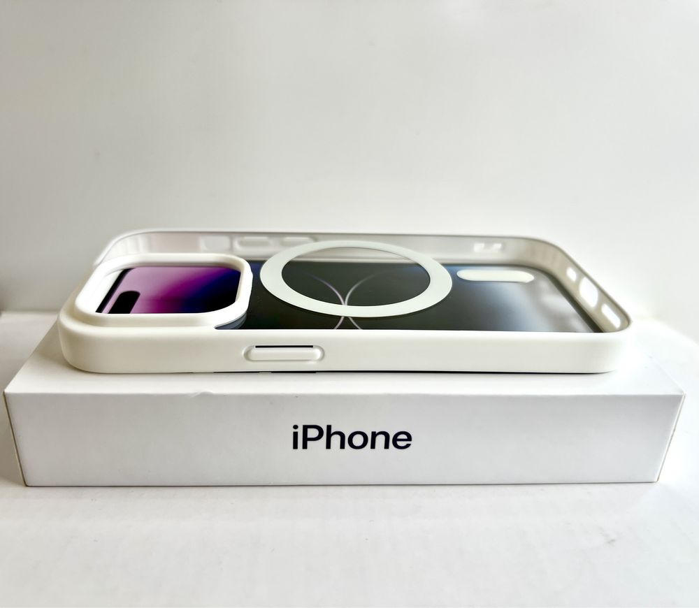 Чехол iPhone 15 Pro natural titanium MagSafe, 13 pro white, не желтеет