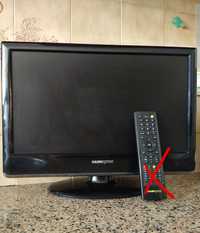 Televisão ou monitor, LCD 19 polegadas.