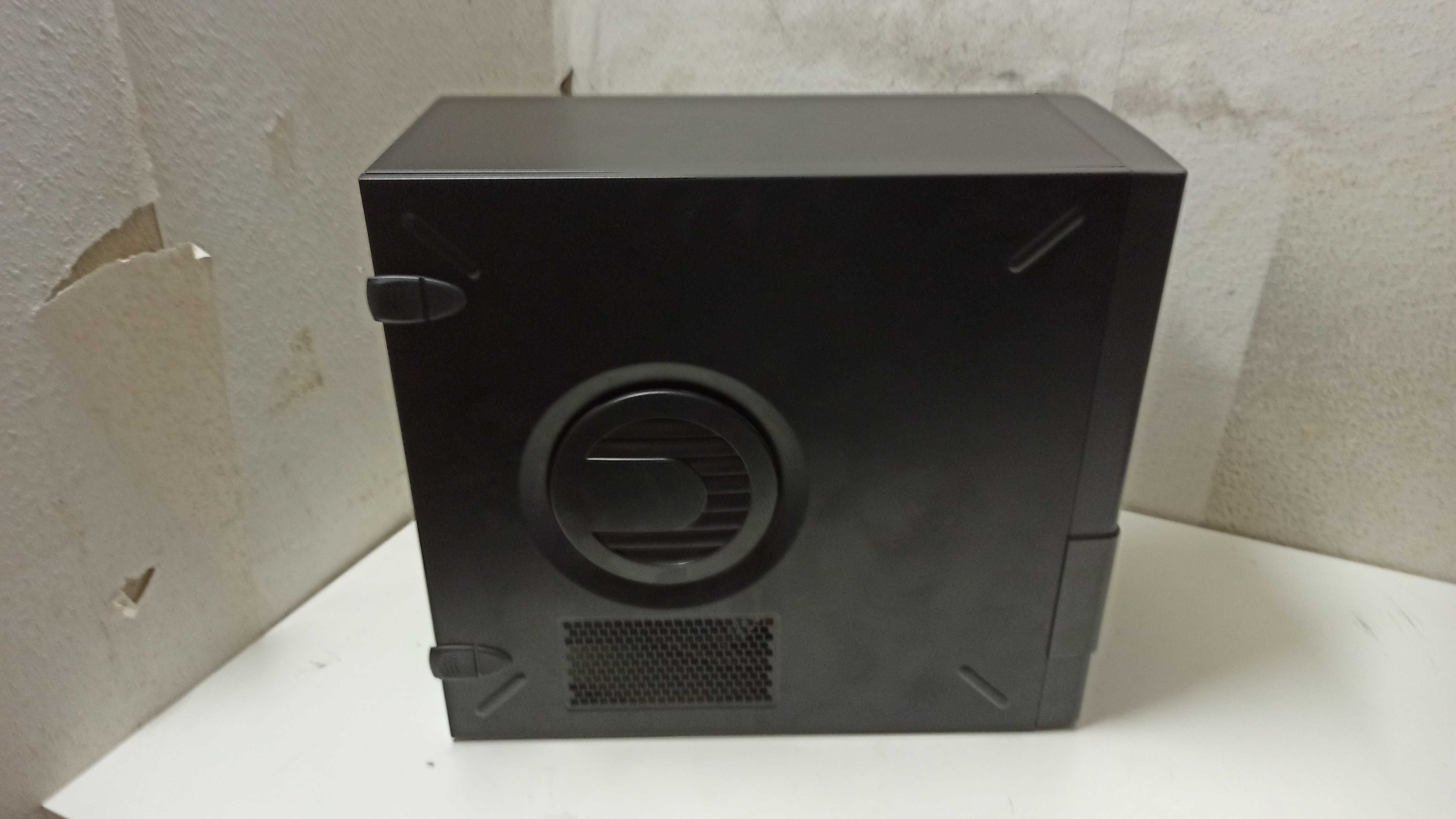 Obudowa Adax mini-tower wraz z stacją kart sd, cd i zasialczem 350W