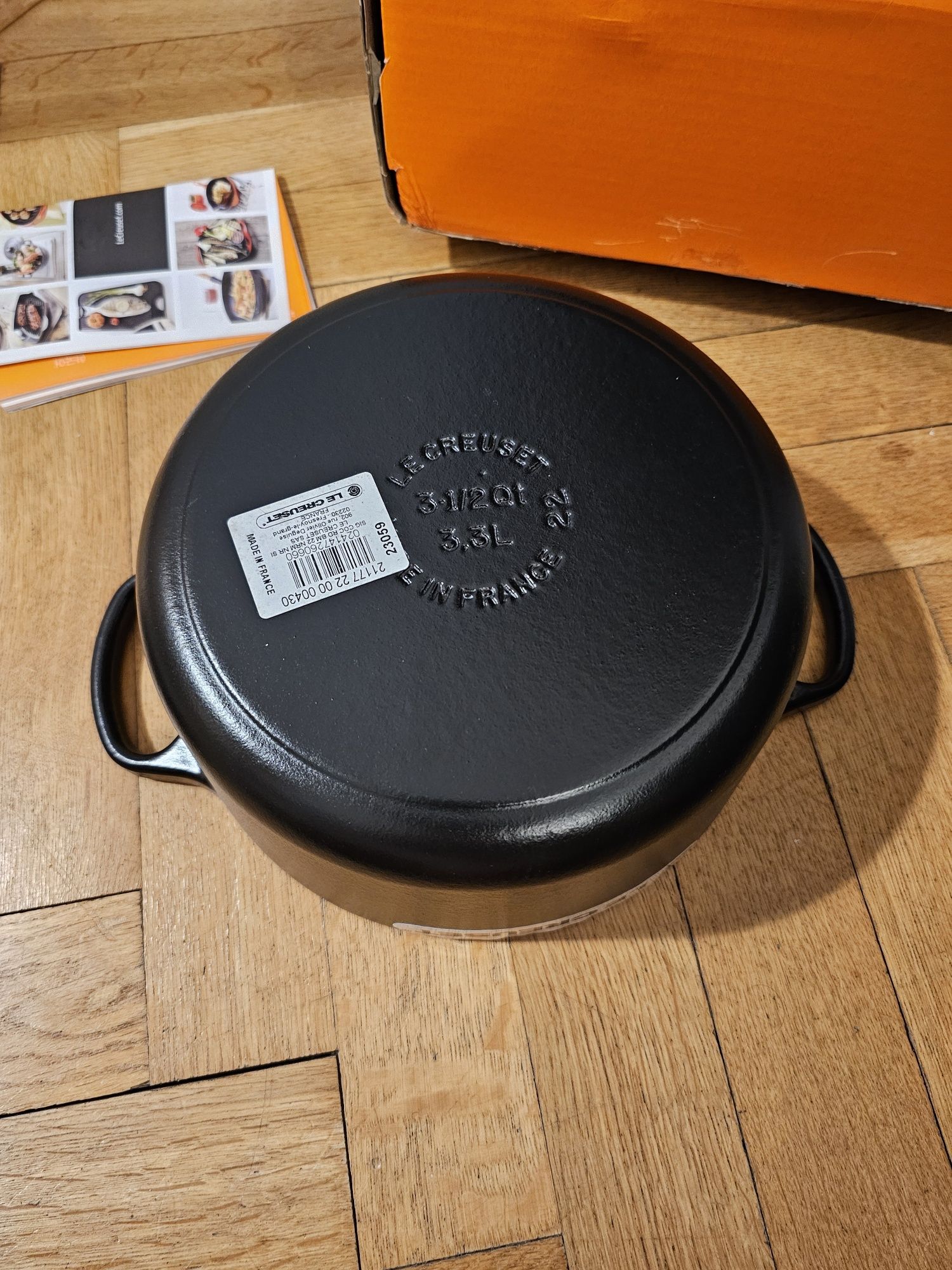 Le Creuset Signature Garnek żeliwny 22cm 3.3L czarna okrągły 3,3L 22