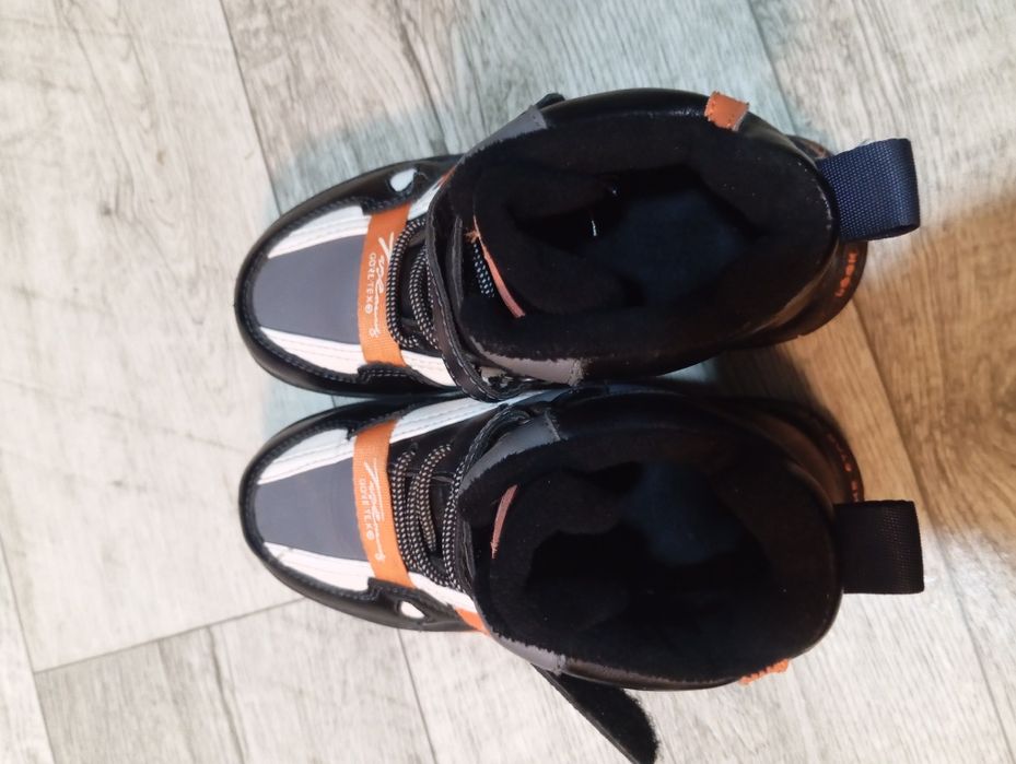 Продам Демі взуття для хлопчика 32 розмір