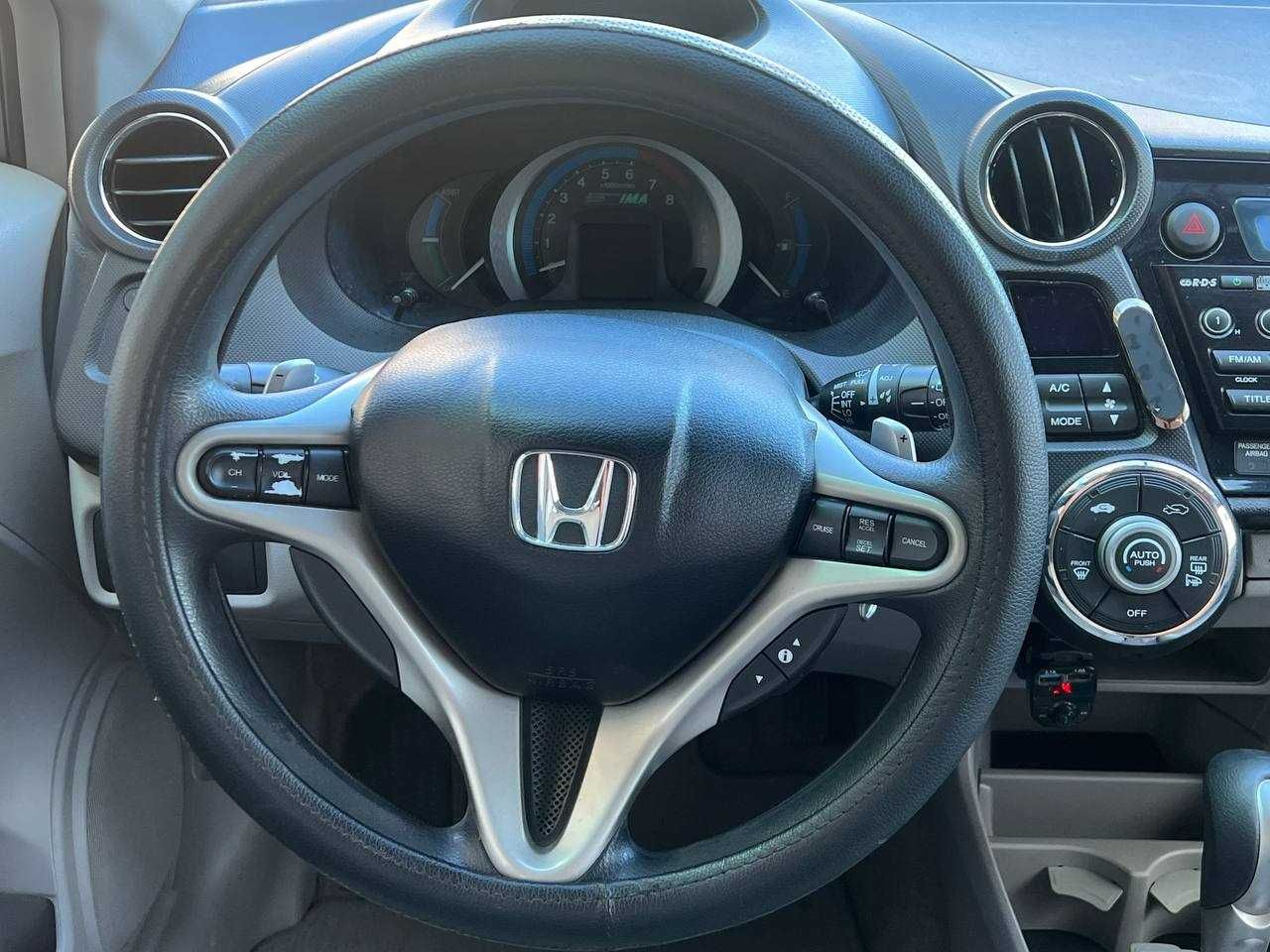 Honda Insight 2011 гибрид !!!