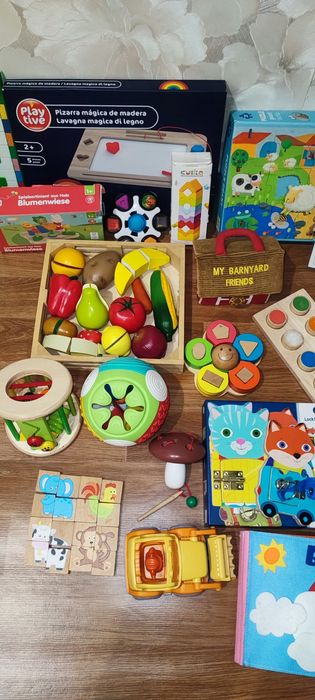 Дитячі цікаві іграшки для дітей від 1 року