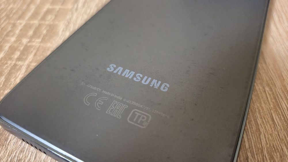 Samsung A73 5G на 126 Гб