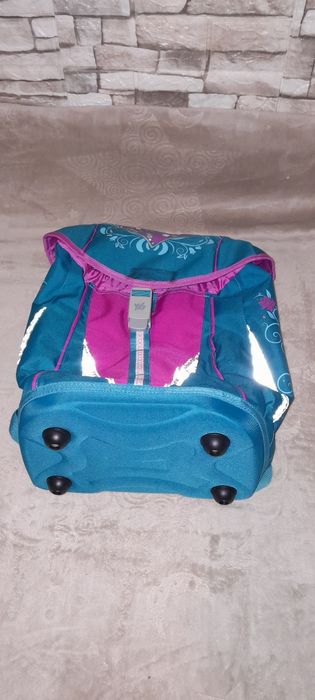 Портфель школьный