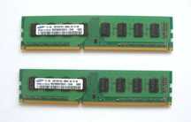 пара модулей памяти DDR3 Samsung