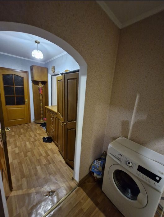 Здається окрема кімната на Вишенці 5000