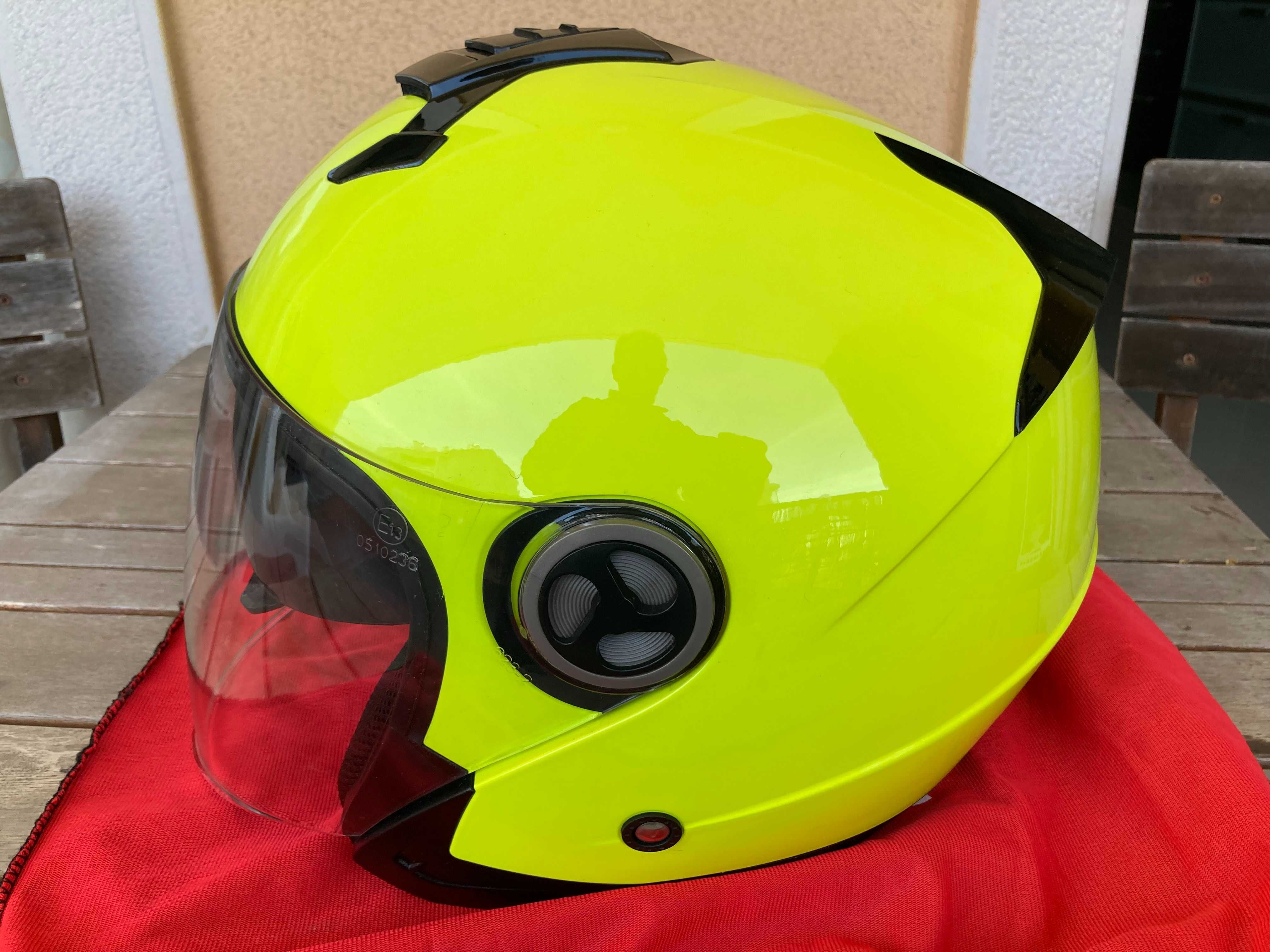 Capacete jet / aberto em ótimo estado