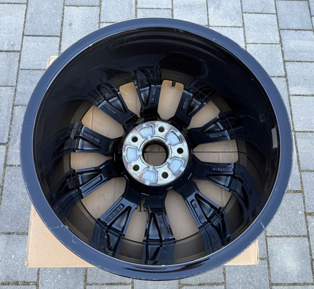 Oryginalna Felga Volkswagen 18" 8J ET50 5X120 7E0 Toluca