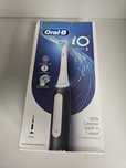 Oral-B iO 3 Elektryczna szczoteczka